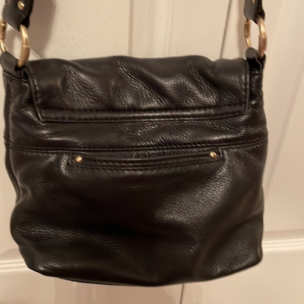 MICHAEL KORS BLACK LEATHER MESSENGER PURSE - Picture 7 of 12